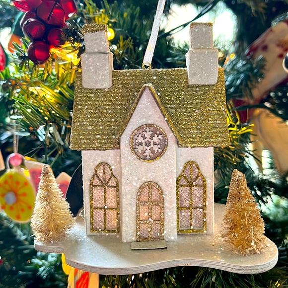 Light Up Christmas Tree Ornament Glitter House - Picture 1 of 10